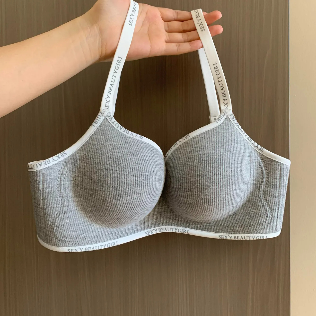 Sexy Seamless Women Sports Bra - Plunge Bra Push Up recensie en prijs