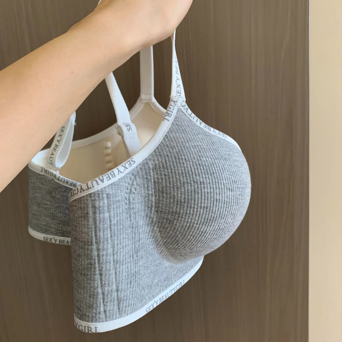 Sexy Seamless Women Sports Bra - Plunge Bra Push Up recensie en prijs